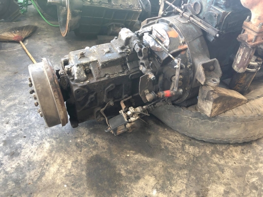 ขายเครื่องพร้อมเกียร์ Nissan PE6 220 แรงม้า