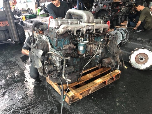 ขายเครื่อง Nissan PE6 Turbo 275 แรงม้า