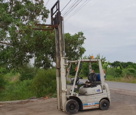 ขายด่วนรถยกTOYOTA6FG18ยก2ตันเสาสูง3.5เมตรยกจริงได้ถึง2.2ตันรถนอกนำเข้ายังไม่เคยใช้งานในเมืองไทยเลย