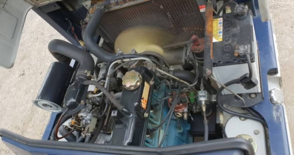 ขายด่วนรถยกKOMATSU FG18-15 ยกได้2ตันยกสูง5เมตรยางตัน4เส้นรถนอกเพิ่งนำเข้ามายังไม่เคยใช้งานในเมืองไทยเลย