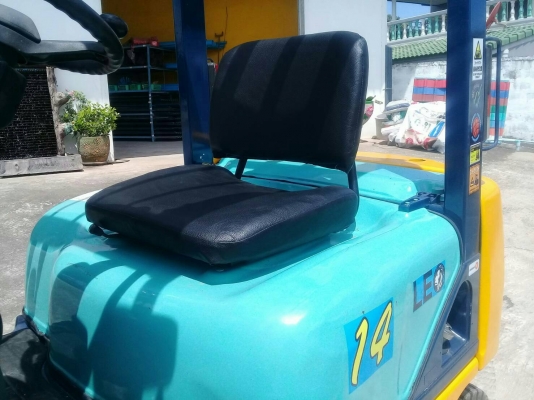 รถโฟล์คลิฟ KOMUTSU 1.4 ตัน รถโฟล์คลิฟ KOMUTSU 1.4 ตัน