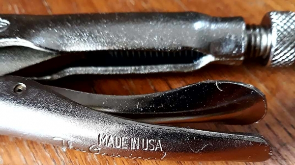 ขายคีมล็อกVISE GIRP 10WR MADE IN USA. ใหม่เก่าเก็บรุ่นกล่องเหลือง