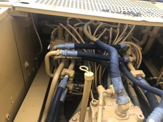 ขาย 1,780,000 CAT 330 C ไฟฟ้าครบ เครื่องดี ปั๊มแรง เอวแน่น ช่วงล่างเต็ม ไม่โหลด  รถสวยสภาพพร้อมใช้งาน เอกสารอินวอยท์ รถอยู่ นครปฐม 090-772-3710 090-772-3708