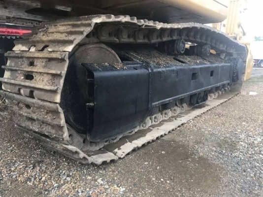 ขาย 1,780,000 CAT 330 C ไฟฟ้าครบ เครื่องดี ปั๊มแรง เอวแน่น ช่วงล่างเต็ม ไม่โหลด  รถสวยสภาพพร้อมใช้งาน เอกสารอินวอยท์ รถอยู่ นครปฐม 090-772-3710 090-772-3708