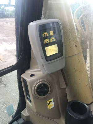 ขาย 1,780,000 CAT 330 C ไฟฟ้าครบ เครื่องดี ปั๊มแรง เอวแน่น ช่วงล่างเต็ม ไม่โหลด  รถสวยสภาพพร้อมใช้งาน เอกสารอินวอยท์ รถอยู่ นครปฐม 090-772-3710 090-772-3708