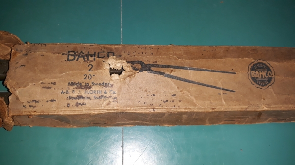 ขายคีมคีบงานร้อน BAHCO MADE IN SWEDEN.ใหม่เก่าเก็บ