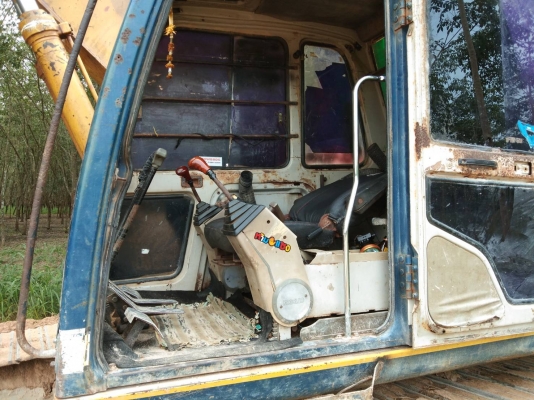 ขายรถแบคโฮ KOBELCO SK200-3 ขายรถแบคโฮ KOBELCO SK200-3