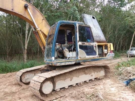 ขายรถแบคโฮ  KOBELCO SK200-3