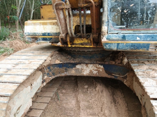 ขายรถแบคโฮ KOBELCO SK200-3 ขายรถแบคโฮ KOBELCO SK200-3