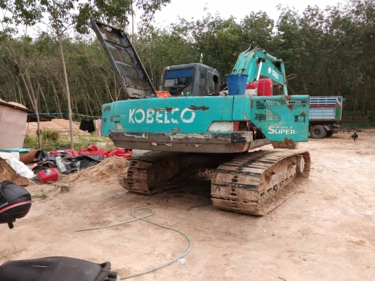ขายรถแบคโฮ KOBELCO SK200-3