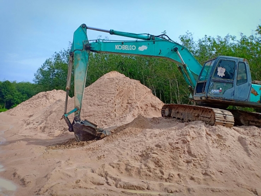 ขายรถแบคโฮ KOBELCO SK200-3