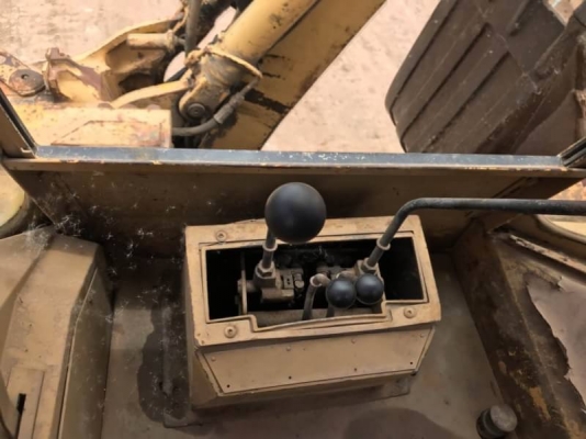 ขาย 265,000 รถตักหน้าขุดหลัง  CATTERPILAR 428B เครื่องดี เกียร์แรง สภาพพร้อมใช้ เอกสารชื้อขาย  รถอยู่ โคราช โทร 0610710295