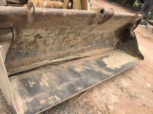 ขาย 265,000 รถตักหน้าขุดหลัง  CATTERPILAR 428B เครื่องดี เกียร์แรง สภาพพร้อมใช้ เอกสารชื้อขาย  รถอยู่ โคราช โทร 0610710295