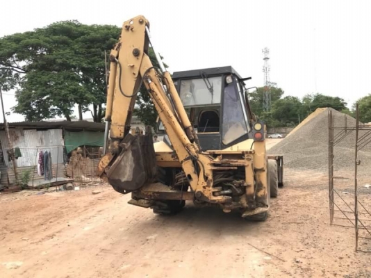 ขาย 265,000 รถตักหน้าขุดหลัง  CATTERPILAR 428B เครื่องดี เกียร์แรง สภาพพร้อมใช้ เอกสารชื้อขาย  รถอยู่ โคราช โทร 0610710295