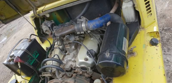 ขายด่วนรถยกMITSUBISHI FG35-18 ยก4ตันเพาเวอรเสาสูง3เมตรเกียออโต้งาสไลย์ยกให้ดูของหนัก4ตันสบายๆๆจริงๆรถนอกนำเข้ายังไม่เคยใช้งานในเมืองไทยเลย