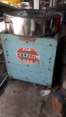 ขายด่วน  ปั้มลมเก่านอก  พร้อมใช้งาน เครื่องคูโบต้า 3 สูบ