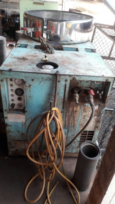 ขายด่วน  ปั้มลมเก่านอก  พร้อมใช้งาน เครื่องคูโบต้า 3 สูบ