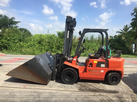 ขาย ฟอล์คลิฟต์ 2.5 ตัน NISSAN FG25  รถนอกเก่าญี่ปุ่น เสา 4 เมตร งาฮิ้ง