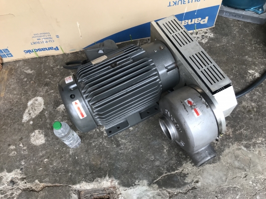ขายโบวเวอร์แรงดันสูงแบบใบพัด Turbo Paxton made in USA. ขนาด 20HP. 380V รุ่น AT-Series รอบจัดมาก 17600rpm. ใช้ผลิตและส่งอากาศ และสูญญากาศ สภาพสวยมาก พร้อมใช้งาน