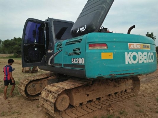 ขายรถแม็กโคKobelco200supper10,400ชม. ขายรถแม็กโคKobelco200supper10,400ชม.