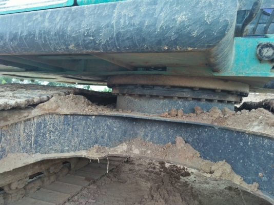 ขายรถแม็กโคKobelco200supper10,400ชม. ขายรถแม็กโคKobelco200supper10,400ชม.