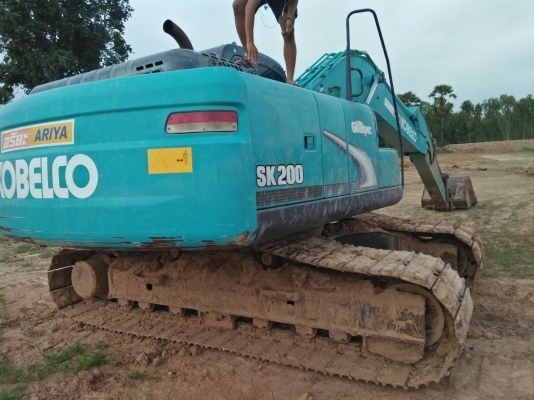 ขายรถแม็กโคKobelco200supper10,400ชม. ขายรถแม็กโคKobelco200supper10,400ชม.