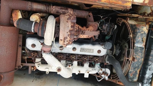 มาแล้ว IHTACHI สาวกเครื่องเดิมปั้มเดิม ขาย 465,000 HITACHI EX 200-1 เครื่องเดิมดี ปั้มเดิมแรง เอวมีขยับนิดๆๆ โซ่พอใช้ รอนเลอร์ดี เล่มทะเบียน รถอยู่ ขอนแก่น  064-191-1112