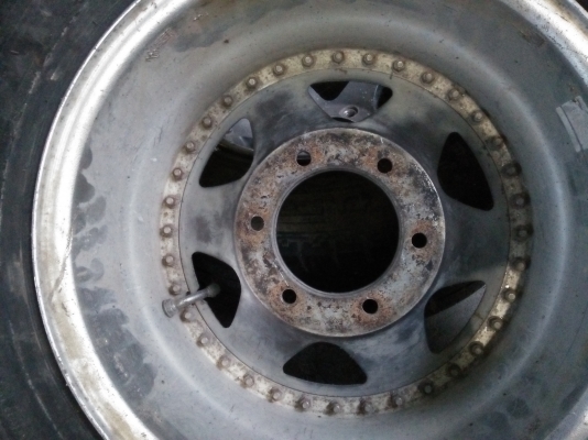 ขายล้อบริดสโตน แท้ สองชิ้น