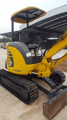 รถแบคโฮ  Komatsu จากญี่ปุ่น PC35MR-2   ไม่เคยใช้ในไทย