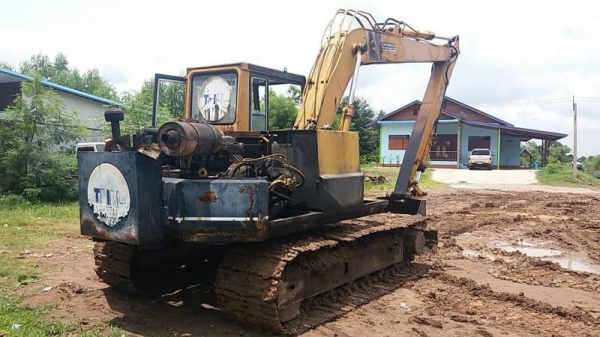 ขาย 275,000 KOMATSU pc 120-3 บูมอามยาว 14 ม. เครื่องดี ปั๊มดี เอวแน่น ช่วงล่างดี พร้อมใช้งาน รถอยู่ ร้อยเอ็ด 090-772-3710 090-772-3708