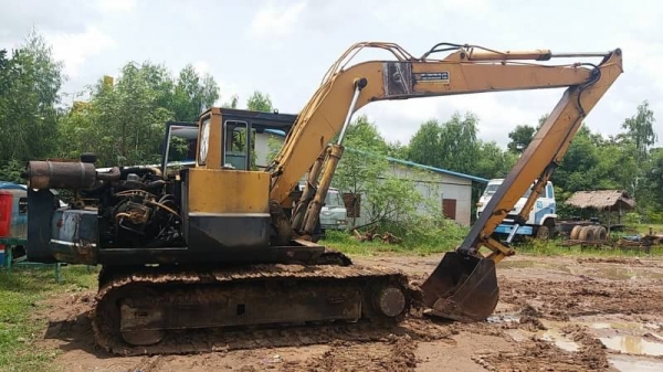 ขาย 275,000 KOMATSU pc 120-3 บูมอามยาว 14 ม. เครื่องดี ปั๊มดี เอวแน่น ช่วงล่างดี พร้อมใช้งาน รถอยู่ ร้อยเอ็ด 090-772-3710 090-772-3708