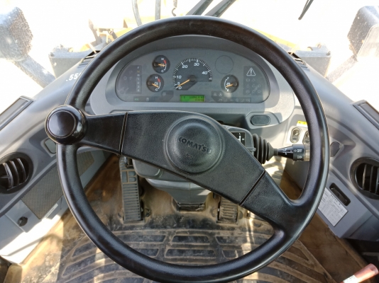 รถตัก เก่านอก มาใหม่ครับ KOMATSU WA200-6 นำเข้าจากญี่ปุ่น โทร.090-986-2521 อ๊อบ