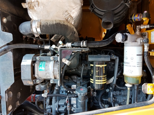 รถตัก เก่านอก มาใหม่ครับ KOMATSU WA200-6 นำเข้าจากญี่ปุ่น โทร.090-986-2521 อ๊อบ