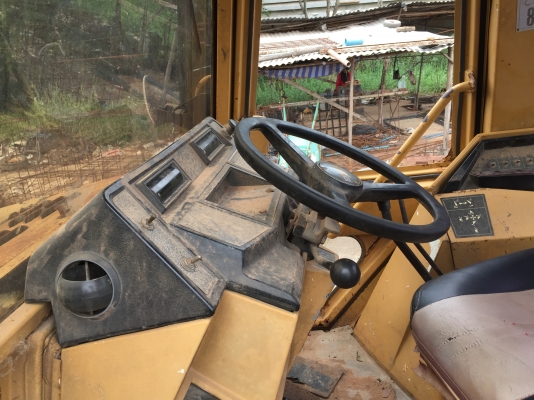 ขายรถตัก Cat428 หน้าตัก หลังขุด ขายถูกๆ ครับ ท่านใดต้องการเอาไว้ใช่งานเชิญ ครับ