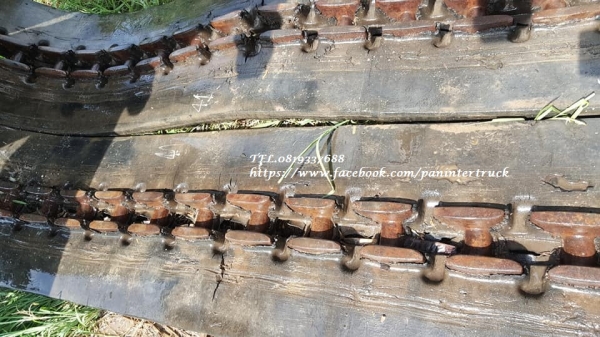 สินค้าเก่านอก ขายถูกด่วนๆ RUBBER TRACK แทรคยางสามารถใส่กับรถขุดไซค์ 60,65,75 /ขนาด 420*14.2*41(ข้อ) /ราคาเพียง(คู่ละ :31,000 บาท)