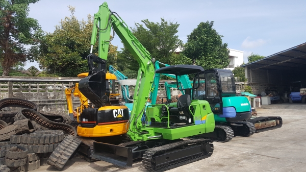 ขาย รถขุด MITSUBISHI รุ่น MM35B มือสองญี่ปุ่น แทรกเหล็ก สลัก บูทเอวแน่น 100\% เครื่อง 4สูบ ปั้มนิ้ว คอนโทรลสั้น สวยพร้อมใช้งาน มือถือ 0818753444