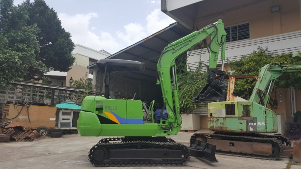 ขาย รถขุด MITSUBISHI รุ่น MM35B มือสองญี่ปุ่น แทรกเหล็ก สลัก บูทเอวแน่น 100\% เครื่อง 4สูบ ปั้มนิ้ว คอนโทรลสั้น สวยพร้อมใช้งาน มือถือ 0818753444