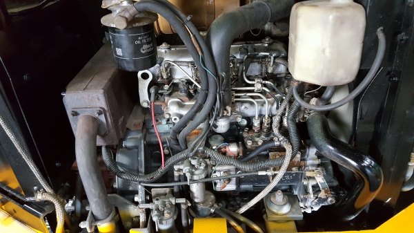 ขาย รถขุด MITSUBISHI  รุ่น ME30  มือสองญี่ปุ่น แทรกเหล็ก สลัก บูทเอวแน่น 100\% ปั้มนิ้ว คอนโทรลสั้น ทำงานไว สวยพร้อมใช้งาน มือถือ 0818753444