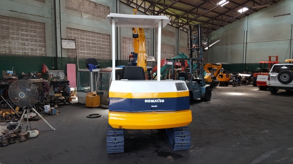 ขาย รถขุด KOMATSU รุ่น PC30-5- มือสองญี่ปุ่น แทรกเหล็ก สลัก บูทเอวแน่น 100\% สวยพร้อมใช้งาน มือถือ 0818753444 ขาย รถขุด KOMATSU รุ่น PC30-5- มือสองญี่ปุ่น แทรกเหล็ก สลัก บูทเอวแน่น 100\% สวยพร้อมใช้งาน มือถือ 0818753444