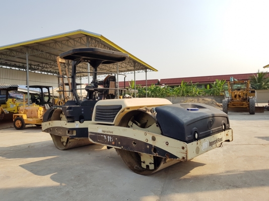 ขายรถบดอัดสั่นสะเทือน Ingersoll Rand DD-112 นำเข้าจาก USA ไม่เคยใช้งานในไทย ขายรถบดอัดสั่นสะเทือน Ingersoll Rand DD-112 นำเข้าจาก USA ไม่เคยใช้งานในไทย