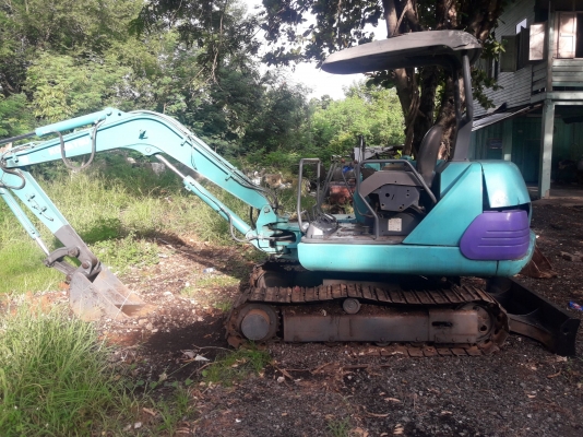 ขายแบคโฮเล็กkomutsu pc 25 คอลโทลสั้น