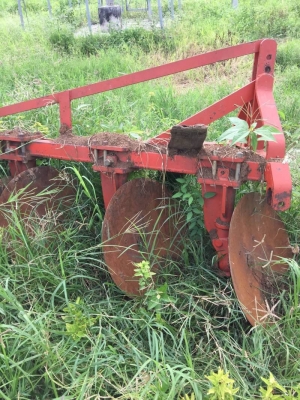 เครื่องหยอดข้าวโพด หยอด2แถว ห่าง75cm  ขายคุ กับ ผาน3