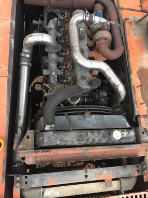 แบคโฮ Hitachi Ex200-1 ปั้มสองตอน เดิมๆบางๆไม่เคยทำสี แบคโฮ Hitachi Ex200-1 ปั้มสองตอน เดิมๆบางๆไม่เคยทำสี