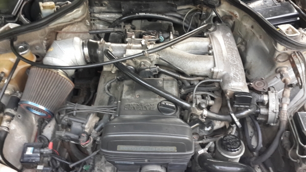 ขายรถ Benz w124 t.0639642221