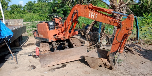ขายรถแบคโฮ IHI 30 ราคา 75000