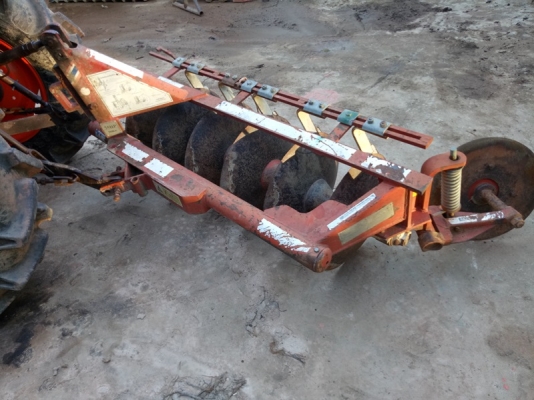 แทรกเตอร์ L3608