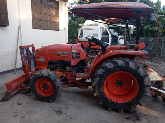 แทรกเตอร์ L3608