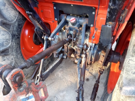 แทรกเตอร์ L3608