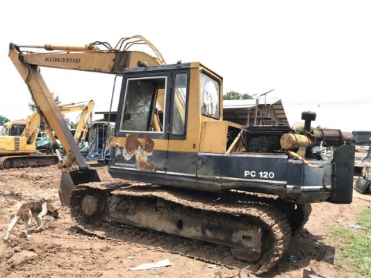 KOMATSU PC 120-3