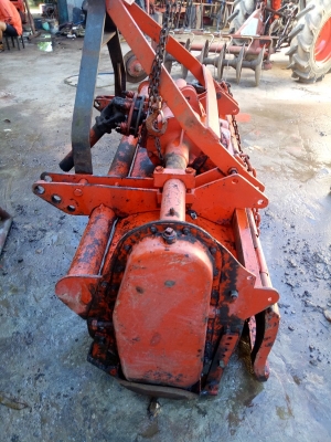 จอบหมุนโฮเวิร์ด 1.90 เมตร